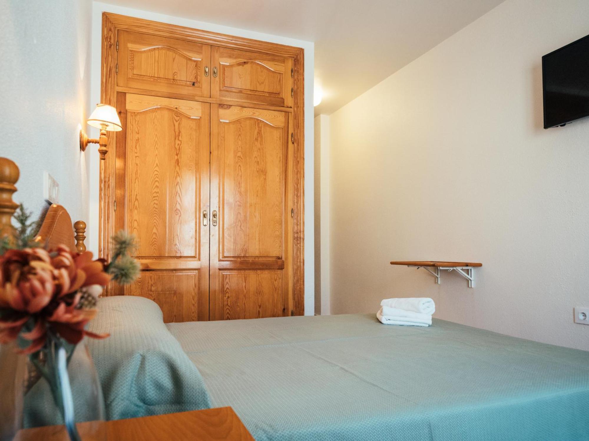 Hotel Valmar Villar de Olalla المظهر الخارجي الصورة
